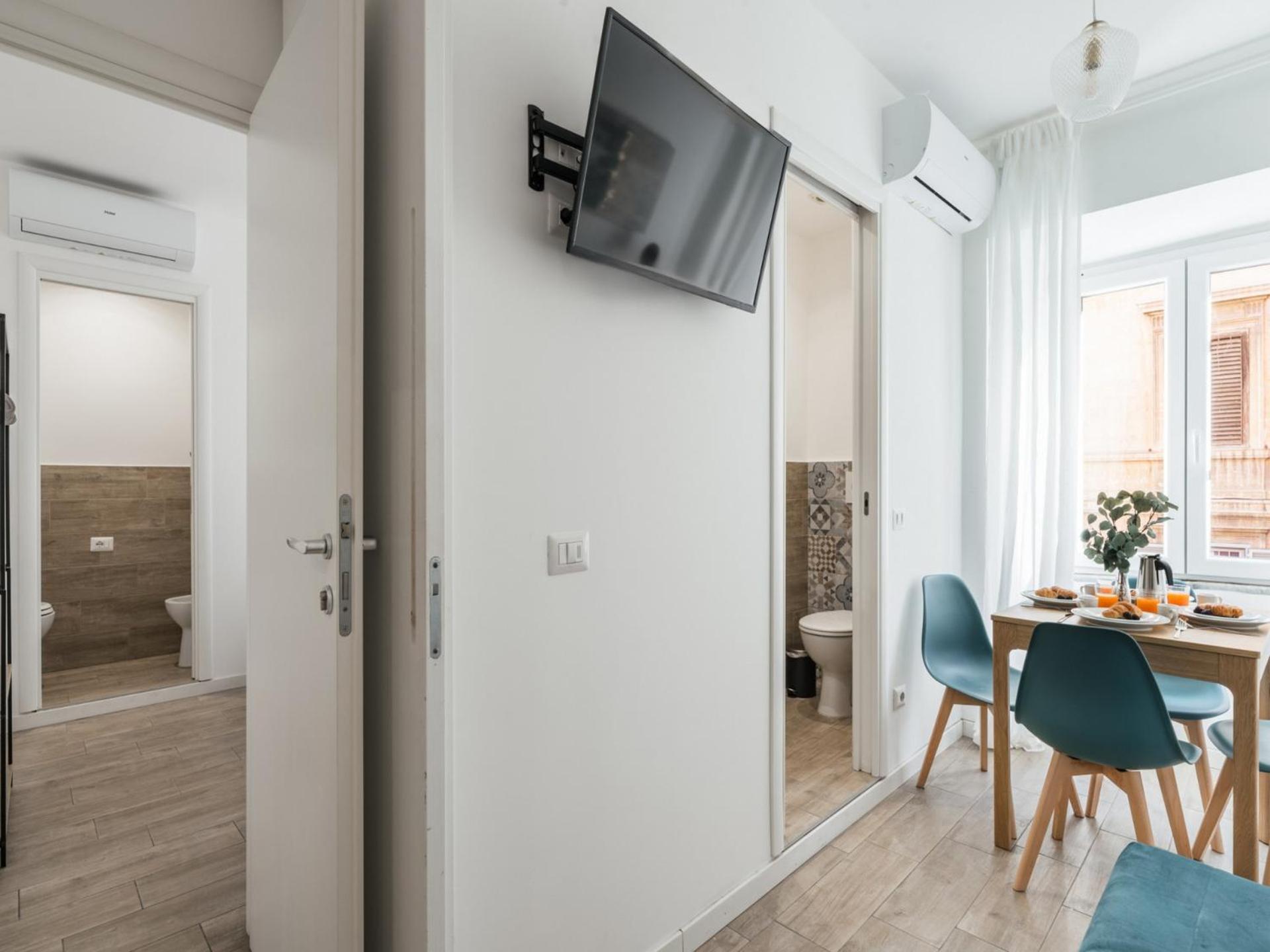 The Best Rent - Three-Room Apartment Near The Colosseum Roma Ngoại thất bức ảnh